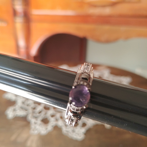 Ring - Picture 5 of 7